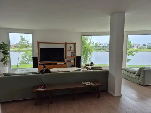 Casa en Alquiler Temporal de 4 dormitorios