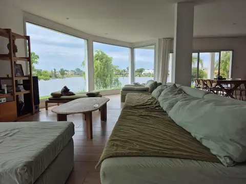 Casa en Alquiler Temporal en San Sebastian, USD 5.000