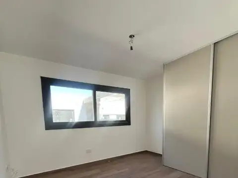 Departamento 4 ambientes Parque Leloir
