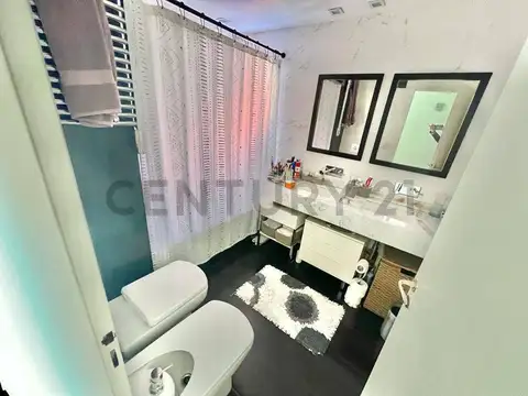 Departamento en Venta con 2 cocheras