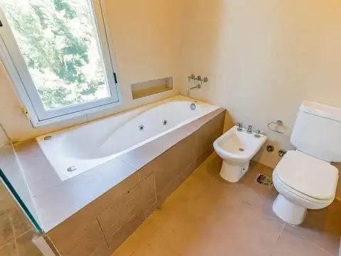 Casa en Venta en Puerto Roldan, USD 290.000
