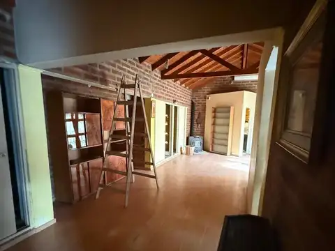 Casa en Venta en Plottier, USD 145.000