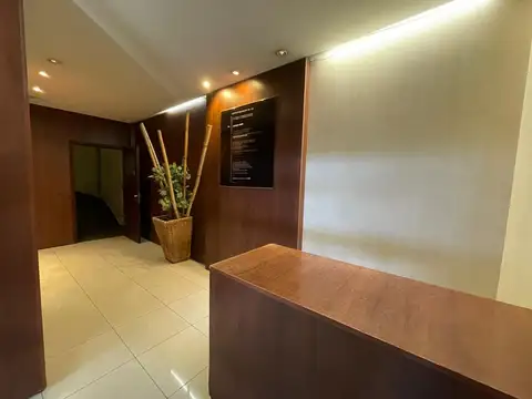 Venta de Oficina en  el centro de San Isidro