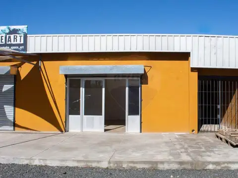 Alquiler de local Comercial a estrenar en Pando