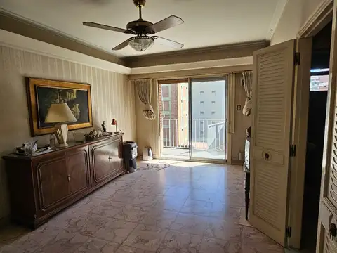 Avenida Olazábal 5000, Piso 5