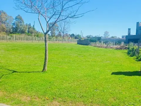 Terreno en Venta en Pilar del Este - Santa Emilia, USD 28.000