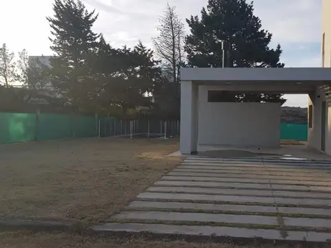 Casa 3 ambientes con 3 baños