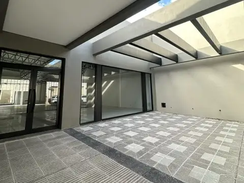 Local en Alquiler en Corrientes, USD 7.000