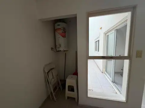 Casa 2 ambientes con 1 baño