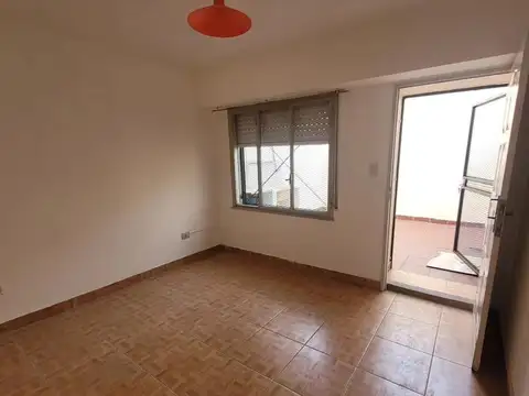 Depto Tipo Casa en Venta de 2 ambientes