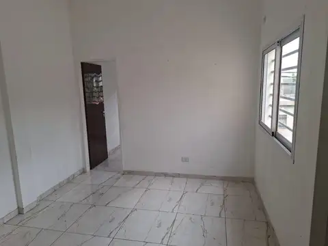 Alberti 1000, Piso 1