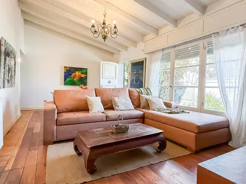 Casa en Venta en La Lucila, USD 345.000