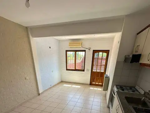 Ph - Alquiler - Argentina, Berazategui - Calle 361 1302