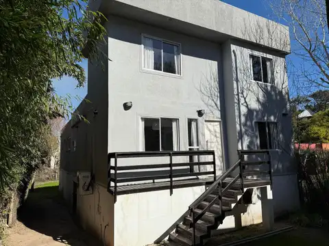 Casa 6 amb. Alquiler temporario a 50 mts del mar. Mar Azul