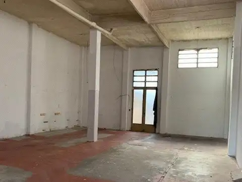 Galpon en Alquiler 26  mts Fondo