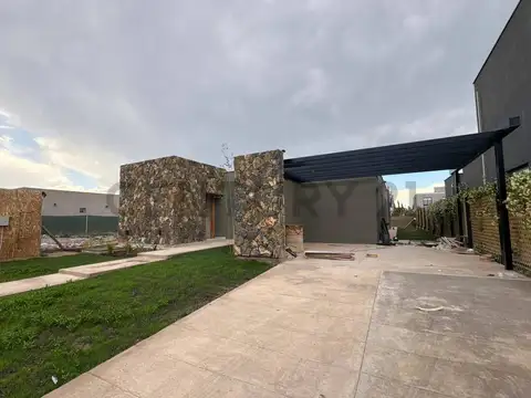 TERRADA 6400, Piso 0