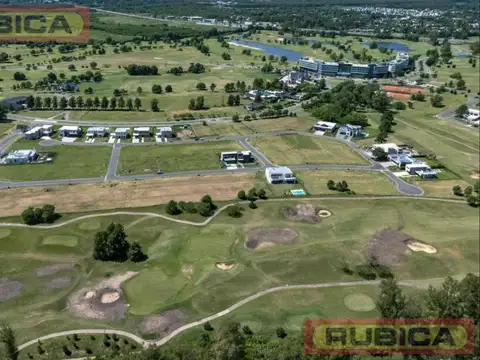 Terreno en Pilar Golf Club en venta
