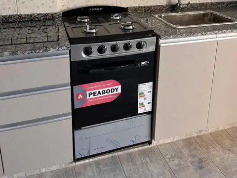 Departamento en Alquiler en Parque Patricios, $ 650.000