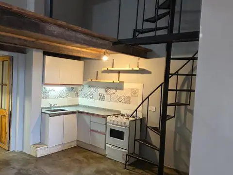 Depto Tipo Casa en Alquiler de 3 ambientes