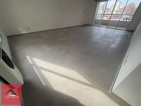Departamento en Alquiler con 1 cochera