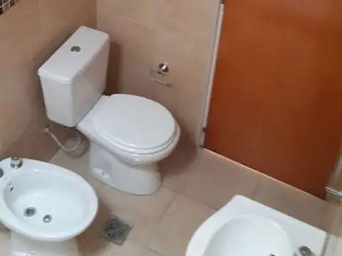 Depto Tipo Casa en Alquiler al Noreste