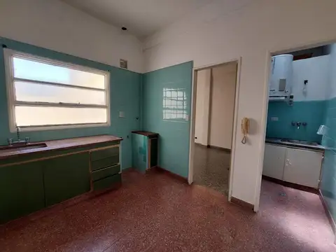 Depto Tipo Casa en Alquiler en Villa Ballester, $ 380.000