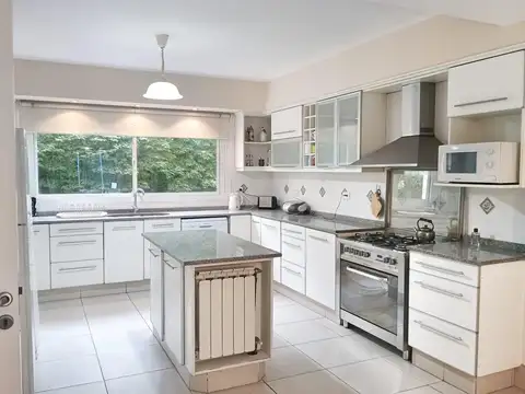 Casa en Venta en Chacras de Coria, USD 395.000