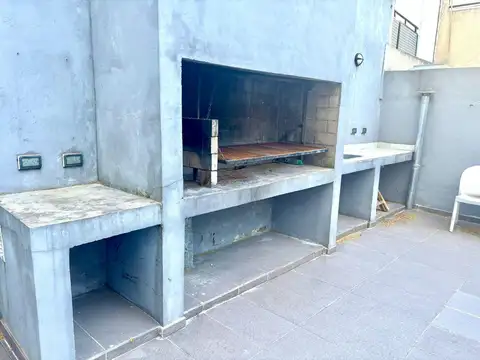 PH en VENTA - SIN EXPENSAS - TERRAZA/PARRILLA