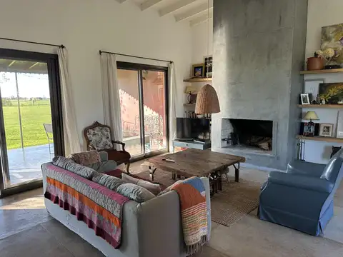 Casa a la venta en Chacras de la Trinidad | VCO Propiedades