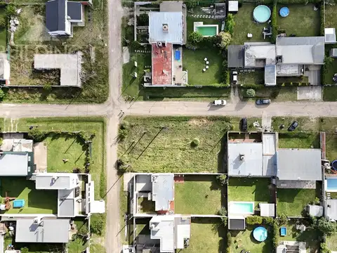 Lote de Terreno en venta - Arturo Segui, La Plata - 408 m2