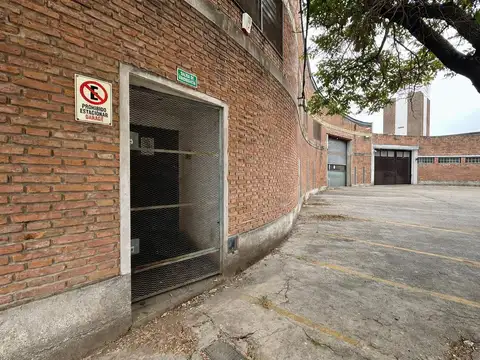 Galpon en Venta en Villa Martelli, USD 1.100.000