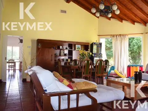 Campos de Roca, Ruta 2 km 65.