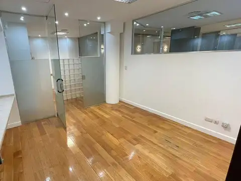 Oficina en Venta al Norte
