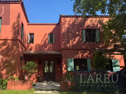 Casa en Venta en El Barrio Privado Lucero