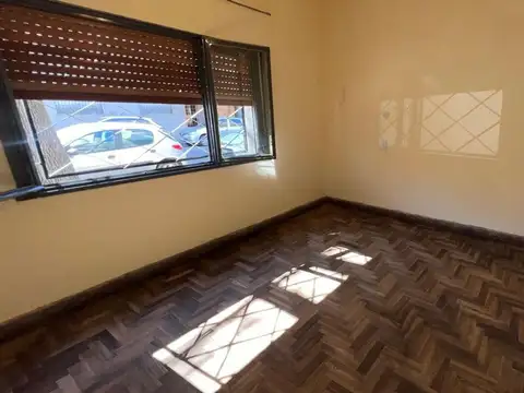 Depto Tipo Casa en Venta 50 años