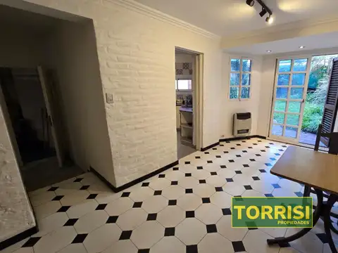 CASA 380M2 5AMB JARDIN QUINCHO COCHERA LOTE PROPIO -KING 300