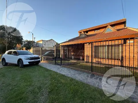 Casa 4 Ambientes - Paso del Rey - Zona Oeste