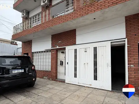 VENTA PH AL FRENTE COCHERA PATIO LOMAS DEL MIRADOR