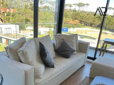 Departamento 4 ambientes con 3 baños
