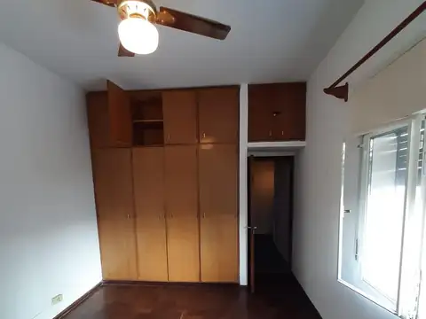 Depto Tipo Casa en Venta 40 años