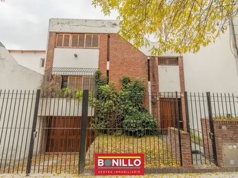 Casa 4 ambientes venta Villa Pueyrredón
