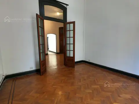 Departamento en Venta en Balvanera, USD 185.000