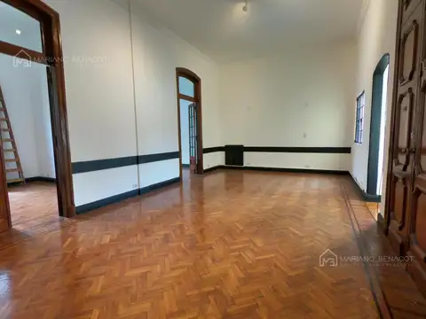 Departamento en Venta de 8 ambientes