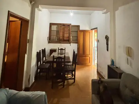 Depto Tipo Casa en Venta de 6 ambientes