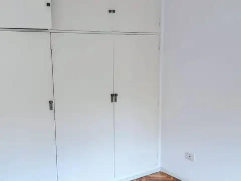 Departamento en Alquiler en Recoleta, $ 800.000