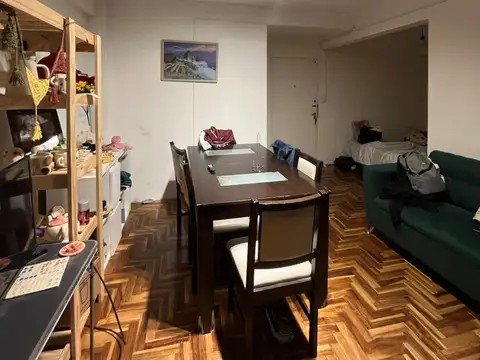 PELLEGRINI 1900, Piso 1