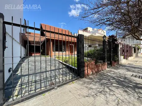 CASA VENTA VICENTE LOPEZ 6 AMBIENTES