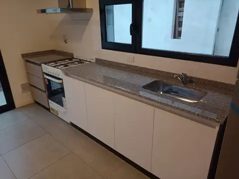 Depto Tipo Casa en Venta de 2 ambientes