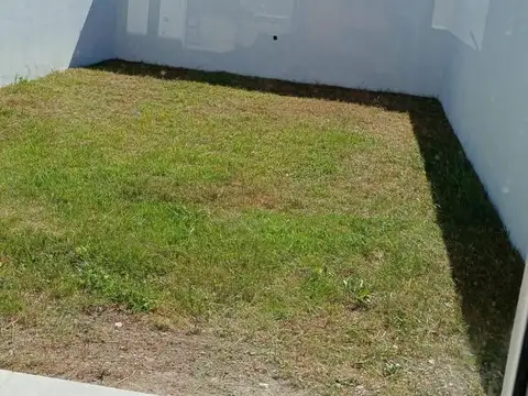 Depto Tipo Casa en Venta 6 años