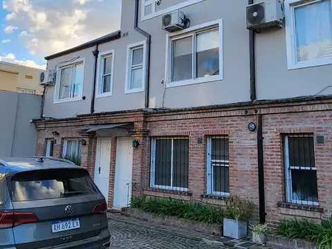 Depto Tipo Casa en Venta de 5 ambientes